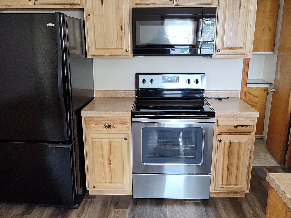 140 W 16th Ave #140