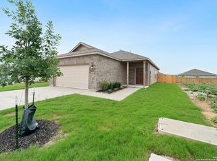 3509 Sky Pl, Seguin, TX 78155