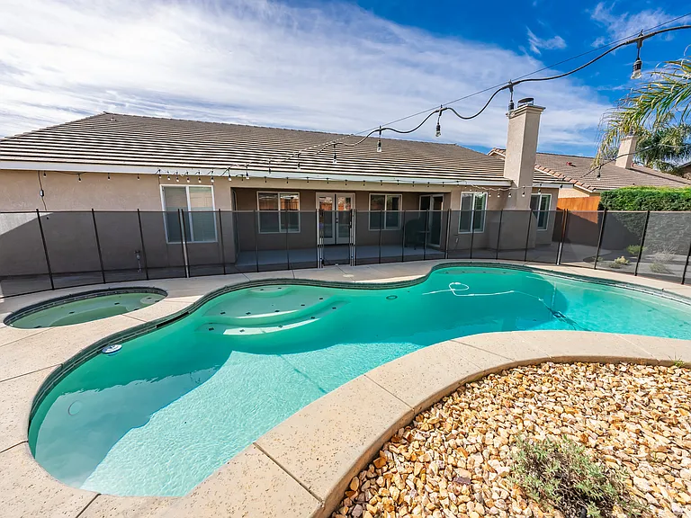 1114 W Pepper Dr — Photo 37