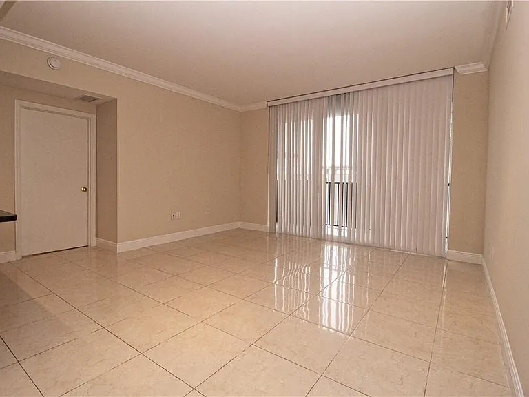 4100 Salzedo St #512 — Photo 2