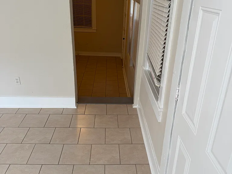 2049 Mulberry St — Photo 4