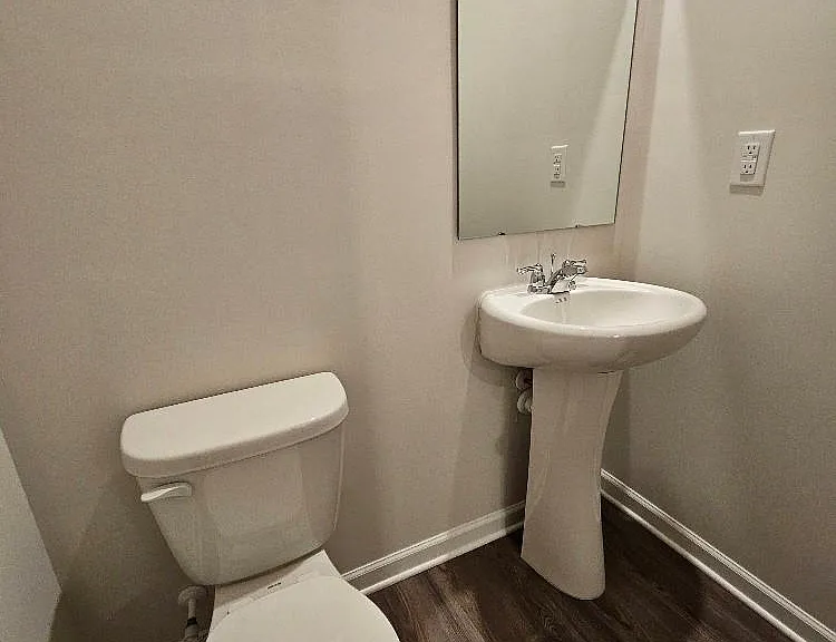 5416 Kinsbridge Dr — Photo 5