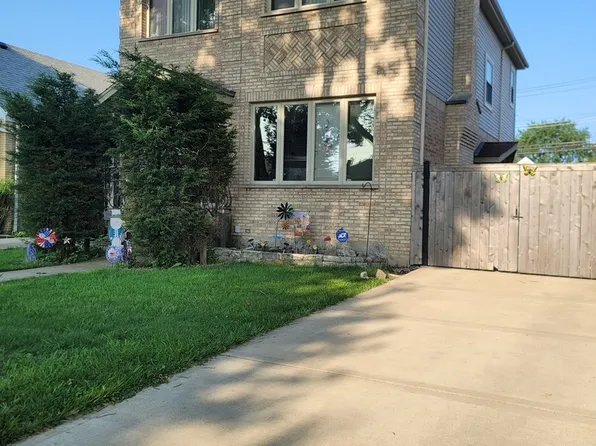 4929 N Natchez Ave, Chicago, IL 60656