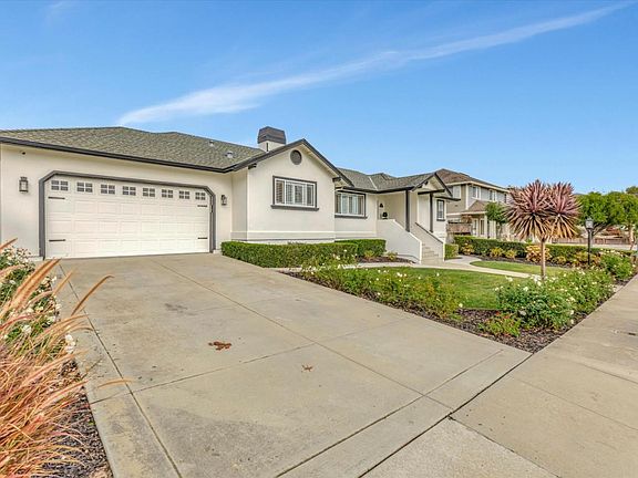 2nd image of 13225 Heritage Cir