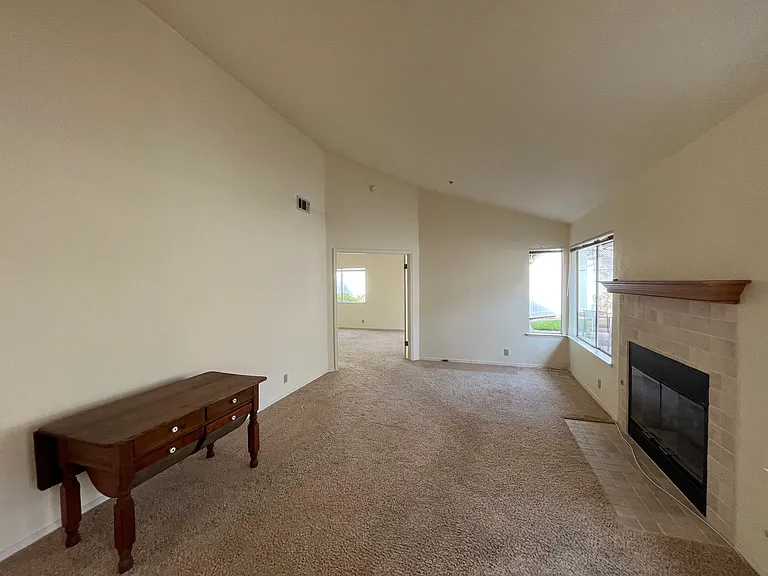989 Bluebell Way — Photo 11