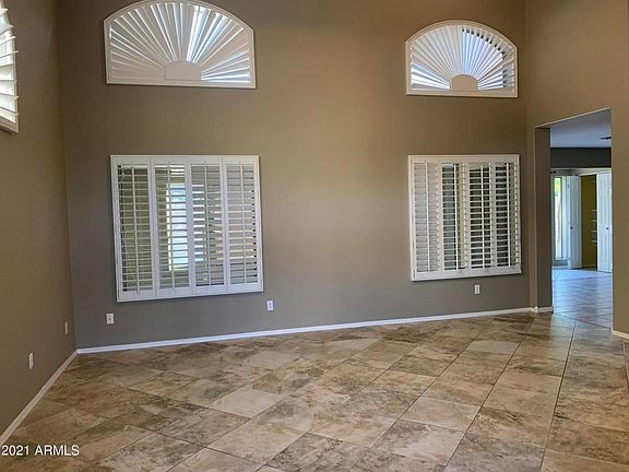 3rd image of 447 W Calle Monte Vista Dr