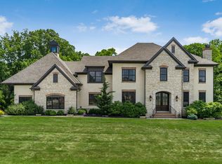 1999 Woodland Hall Dr, Delaware, OH