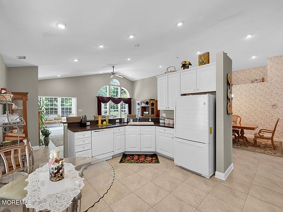 5th image of 29 Nottingham Way