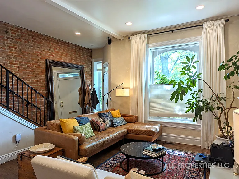 2753 Champa St — Photo 24