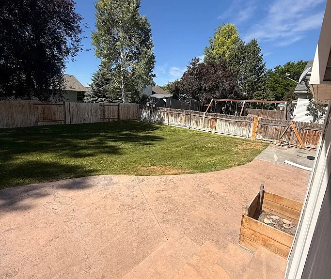 253 Colonial Way — Photo 18