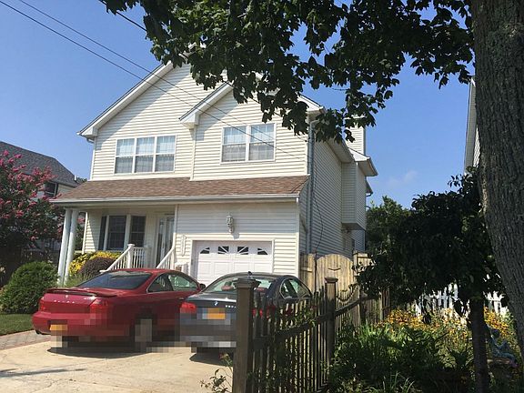 3rd image of 3671 Roanoke St