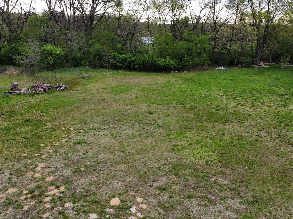 2nd image of 3 2270th Rd