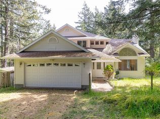 609 Taurus Dr, Metchosin, BC V9C4G7