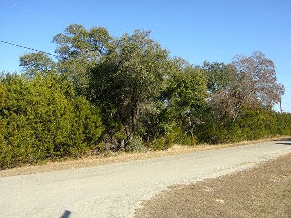 3rd image of 1417 Mountain View Dr