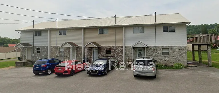 58 Maple Ln — Photo 1