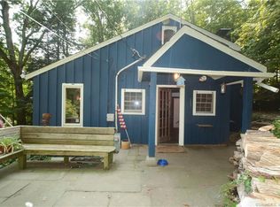 13 Great Quarter Rd, Sandy Hook, CT 06482