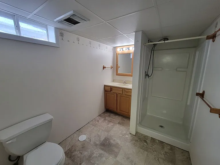 1223 Lilac Ln — Photo 20