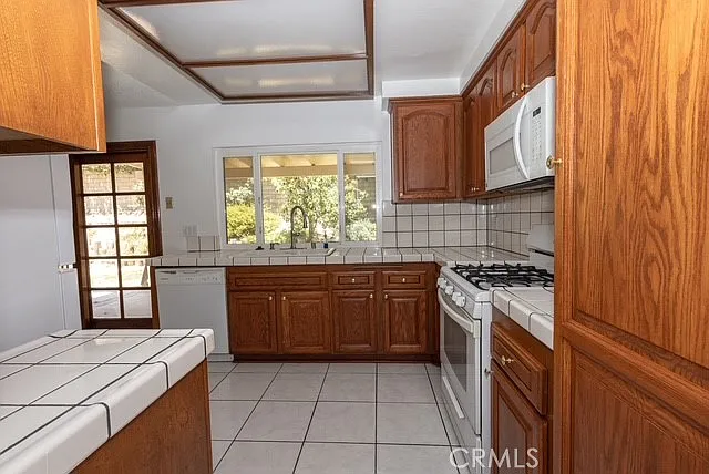 21659 Spice Ct — Photo 12