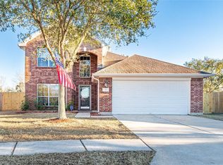 317 Glade Bridge Ln, Dickinson, TX 77539