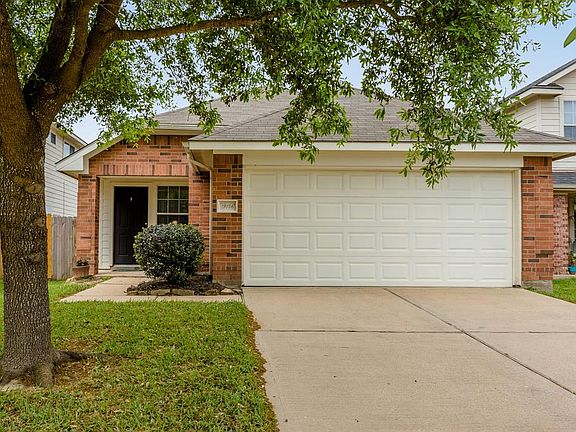 2nd image of 19146 Moss Meadow Ln
