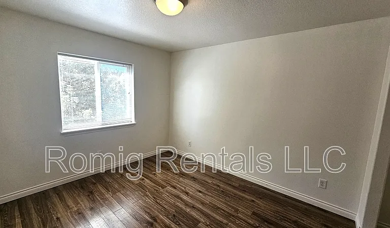 1817 NE 88th Cir #1 — Photo 7