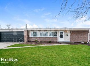 2320 Palomino Ln, Florissant, MO 63033