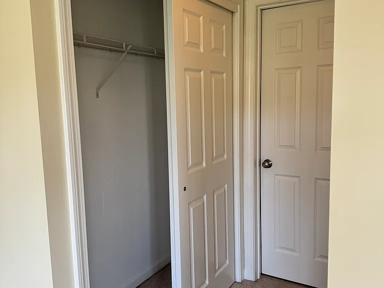 6 Queen Isabella Way — Photo 24