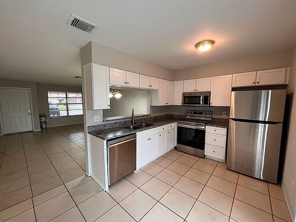 5th image of 7419 Golden Glenn Ct