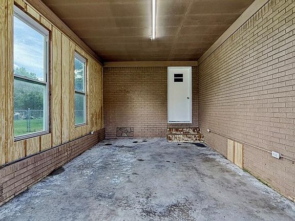 4th image of 552 Everett Springs Rd SW