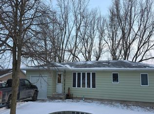 105 Prairie St, Whittemore, IA 50598