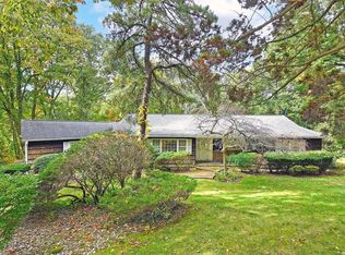 20 Talisman Dr, Dix Hills, NY 11746