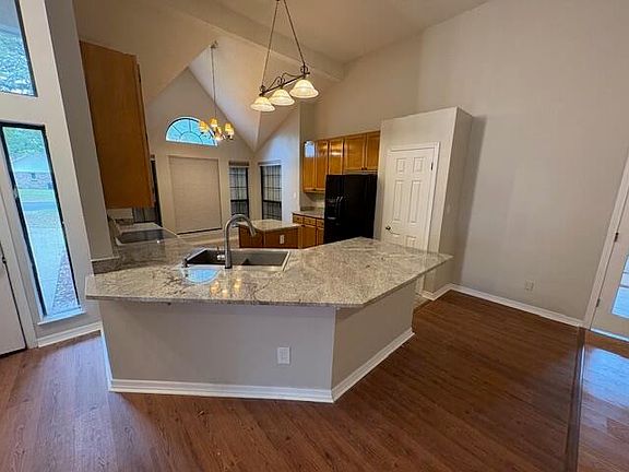 5th image of 1236 Whitewood Way