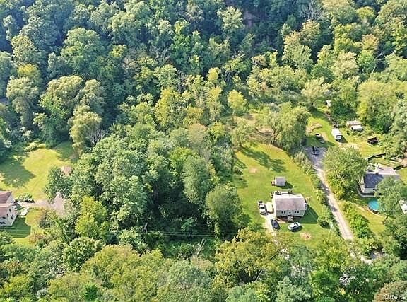 2nd image of Old Pawling Road