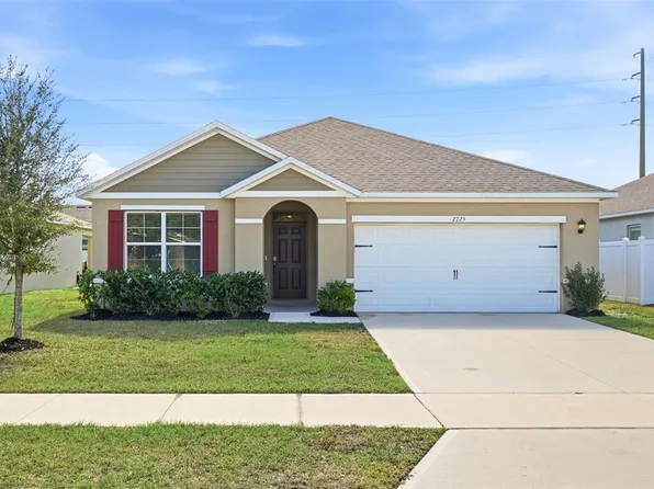 2725 Dumont Ln, Tavares, FL 32778