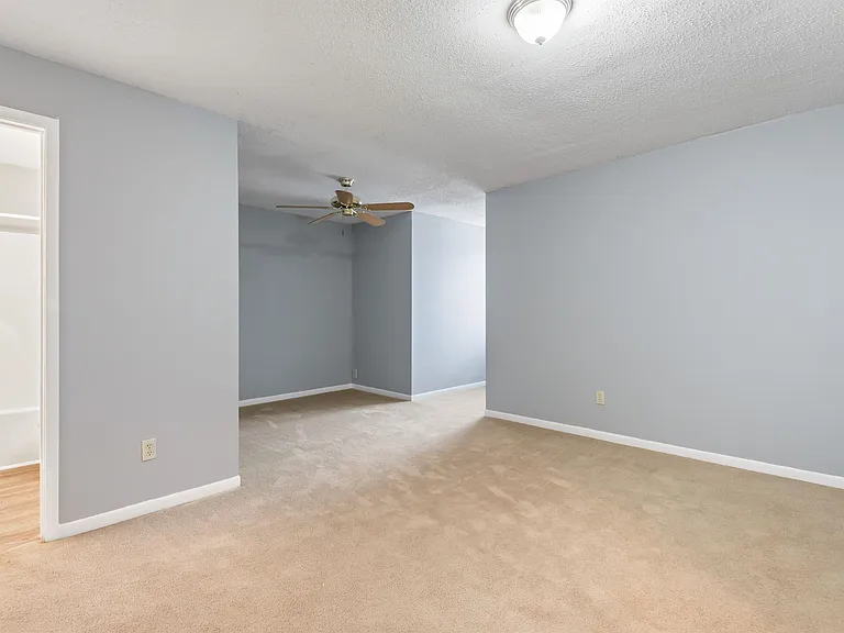4439 Townhouse Way — Photo 12