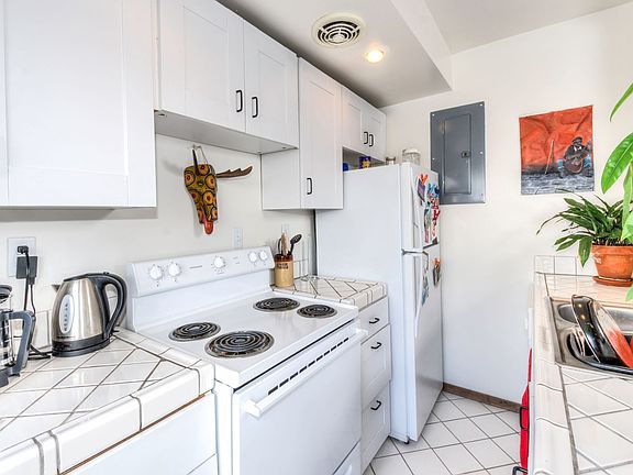 4th image of 319 W Olympic Pl APT 206