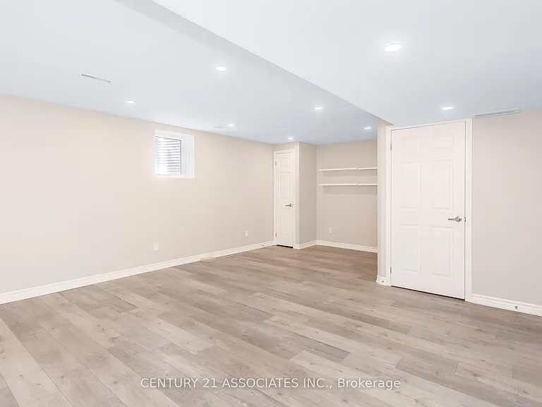 362 Cavanagh Ln — Photo 43