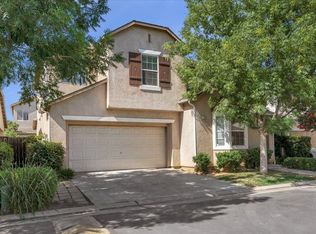 1709 Glen Dunbar Ln, Clovis, CA 93619