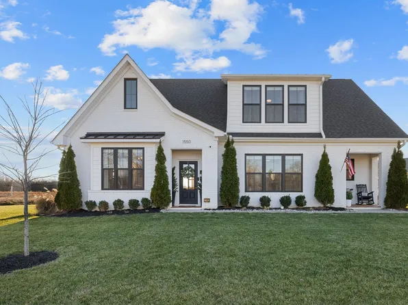 1550 Shalom St, Murfreesboro, TN 37128