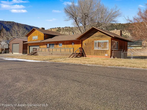 825 Cleveland St, Meeker, CO 81641