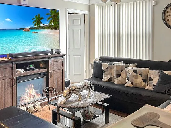 10805 Astoria Blvd APT 1E, Flushing, NY 11369