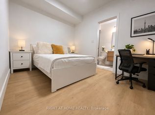 674 Manning Ave, Toronto, ON M6G 2W4
