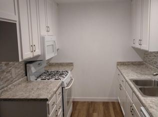 2010 Fancy Oaks Dr APT B, Redding, CA 96003