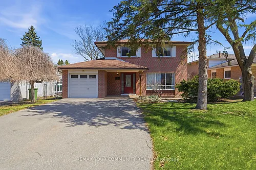 150 Connaught Cres Photo 1