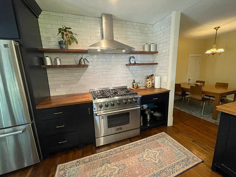 1306 Stratford Ave — Photo 6