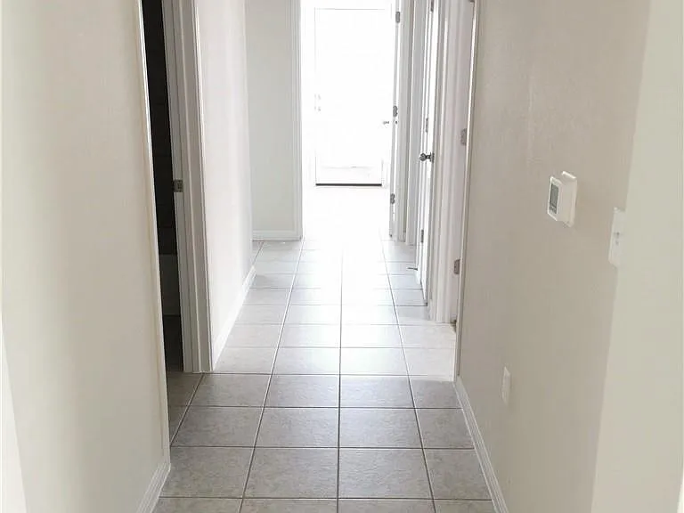 10504 Alemoor Dr — Photo 5