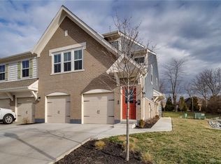 76 Waterlily Dr, Springboro, OH 45066