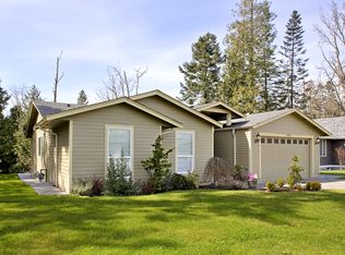 8201 Chilliwack Rd, Blaine, WA 98230