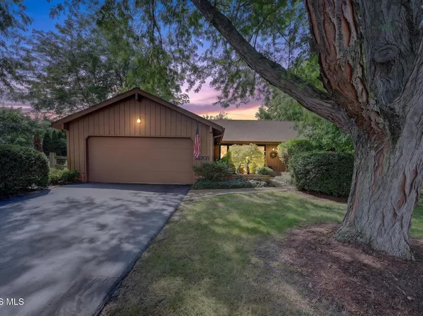 26705 Sheringham Rd, Perrysburg, OH 43551