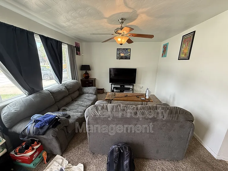500 26th Avenue Ct — Photo 9